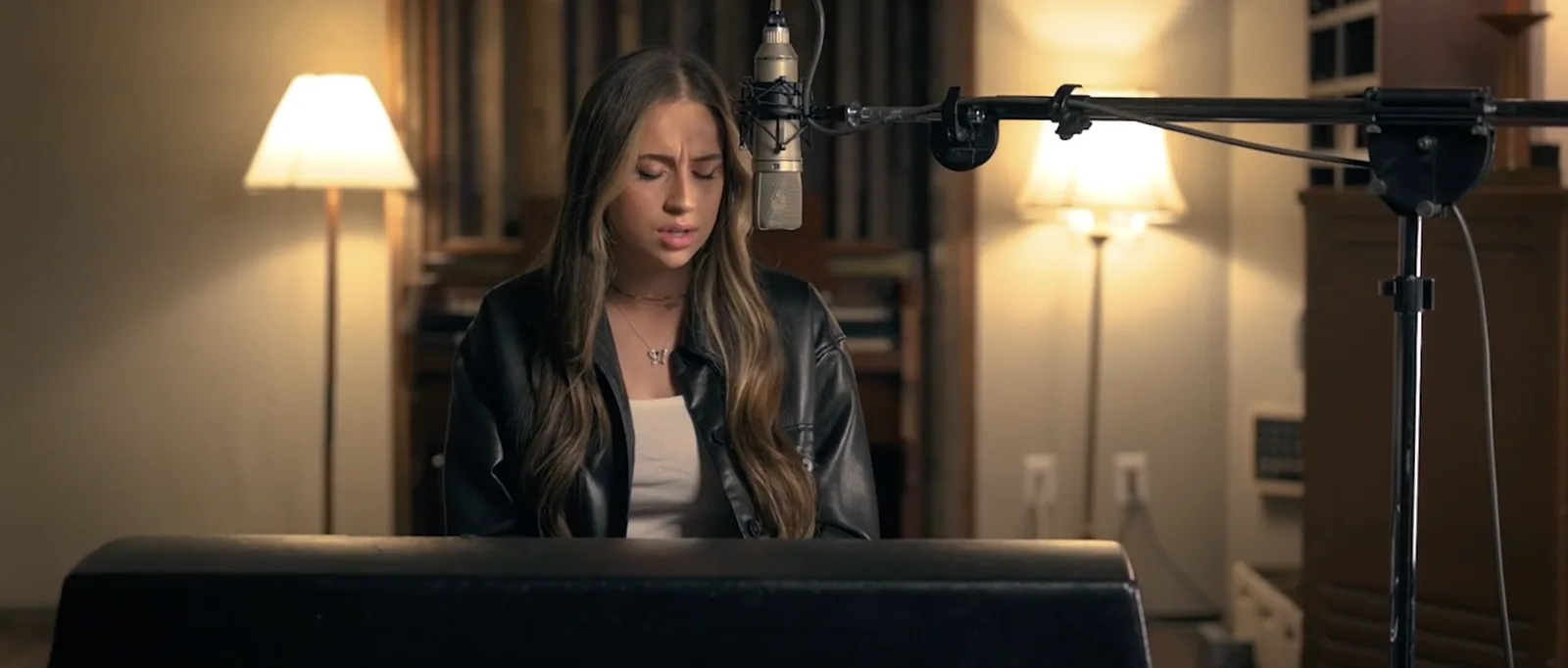 Tate McRae: Live Studio Session — Music campaign — video production Toronto